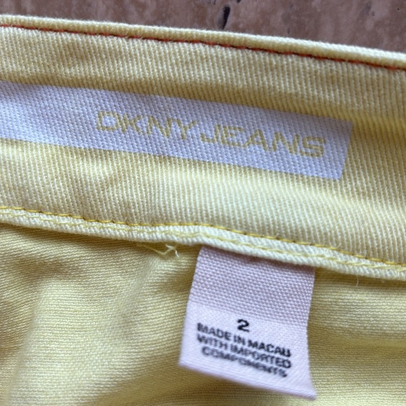 DKNY Jeans. Yellow Denim. Soho Slim. Size 2. 
Gently used. - Picture 4 of 11